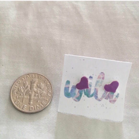 WILA blue pink white yellow small dainty heart pierced stud earrings girls &kids - Picture 12 of 14